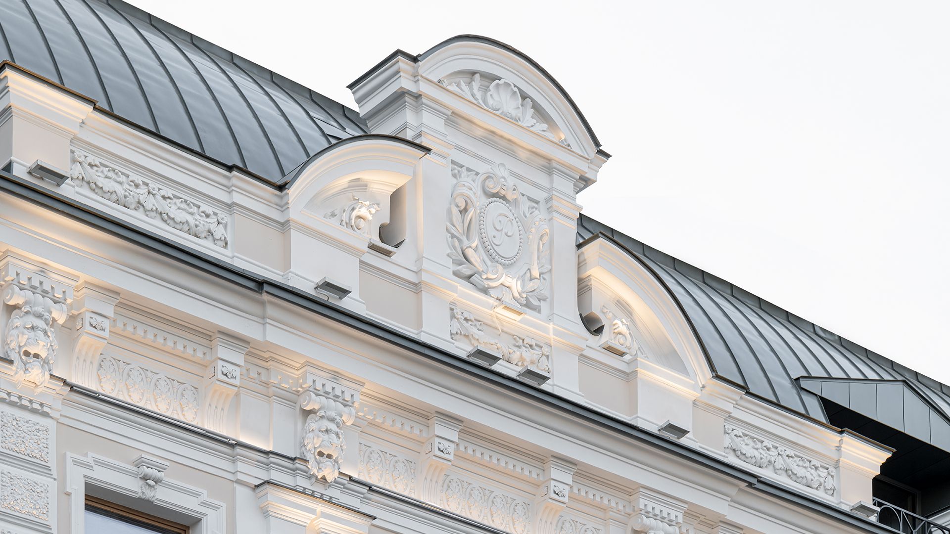 ЖК Дом с Атлантами — квартиры в клубном доме делюкс-класса в центре Москвы